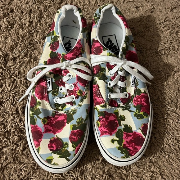 New Vans Floral Sneakers - Picture 3 of 8